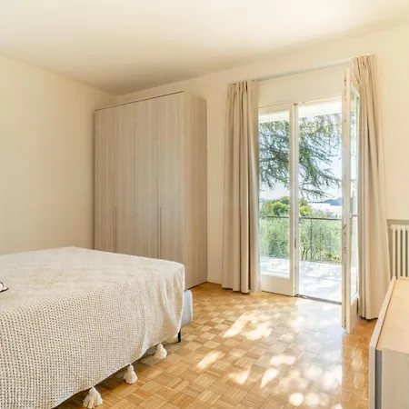Villa Dei Lauri - Vista Con Piscina